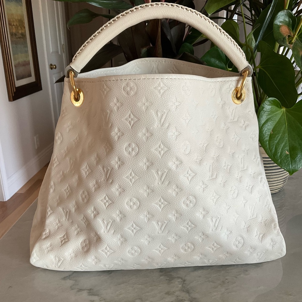SOLD Amazing Louis Vuitton Artsy MM Cream - Picture 2 of 16